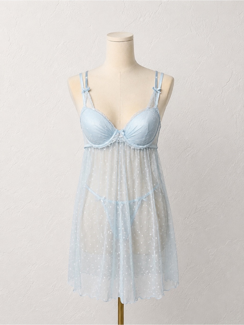 NWT FLORA NIKROOZ  BABY BLUE BABYDOLL LINGERIE SET L